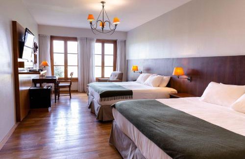 Lujan Hotel | Wyndham Garden Luján