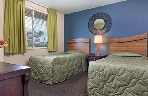 Townsite Resort | Wyndham Grand Desert, 2 Bedroom Condo, Free parking and WiFi