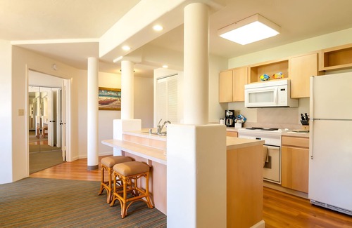 Hanamaulu Resort | Wyndham Kauai Beach Villas: 1-Bedroom Tropical Escape by the Ocean