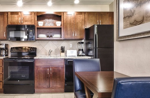 The Point Condo | Wyndham Long Wharf Water Front Resort!