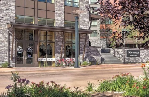 Avon Condo | Wyndham Resort @ Avon | King Studio w/Balcony