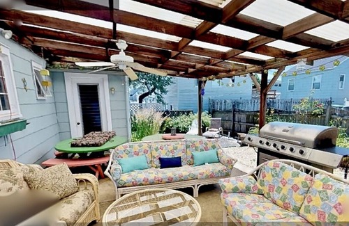 Lavallette House | X-Large Ocean Block Historic Home - 9 Bedrooms 240 ft. from Beach