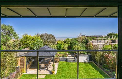 New Romney House | Xanadune Beach House by Bloom Stays