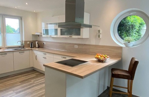 Xanten House | Xantenamera holiday home in Xanten-Wardt am See, 4 km from Xanten town centre