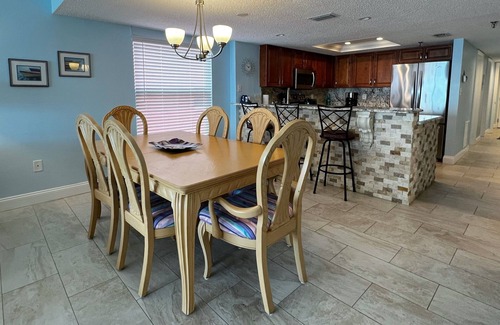 North Redington Beach Condo | XL Family Sized Beachfront on Redington Beach! Huge Pool and Hot Tub!