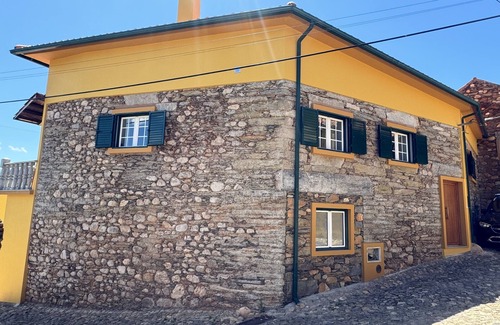 Balocas House | Xperience House em Janeiro de Cima. Casa com Piscina, Praia Fluvial e BBQ
