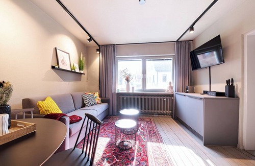 Ottensoos Apartment | XZLLENZ: 4 pers. | S-Bahn-Nuremberg | Parking | Kitchen | Bathroom | Smart-TV | Wellbeing