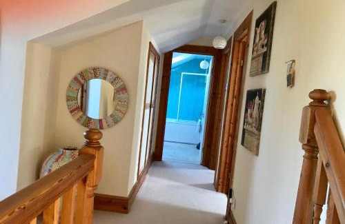 Llansaint House | Y Buarth