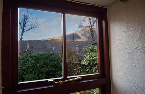 Llanberis Cottage | Y Bwthyn Llanberis - Two Bedroom Cottage, Sleeps 4