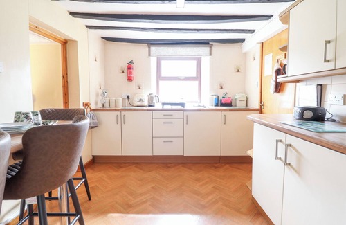 Llanbedr Cottage | Y BWTHYN, pet friendly, character holiday cottage in Llanbedr