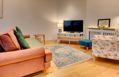 Pentrefelin House | Y Cwtsh in the beautiful Llandeilo