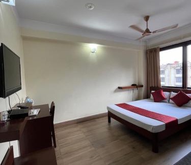 Siliguri Hotel | Yaksha Holiday Home