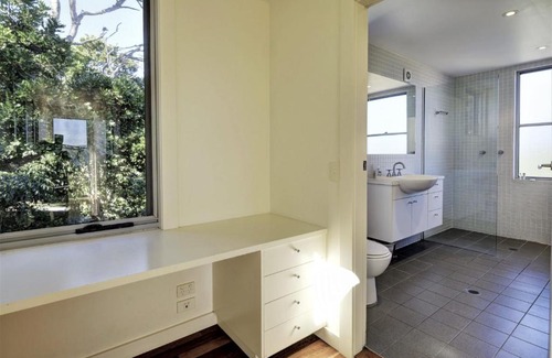 Seal Rocks House | YALLUMBEE