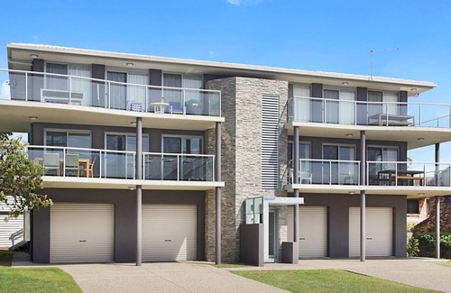 Yamba Apartment | Yamba 58 | Modern Apartment with Ocean Views