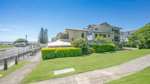 Yamba Hotel | Yamba Beach Motel