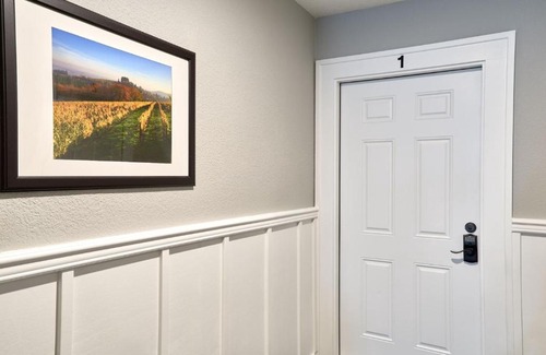 Newberg Apartment | Yamhill Flats: Suite #1