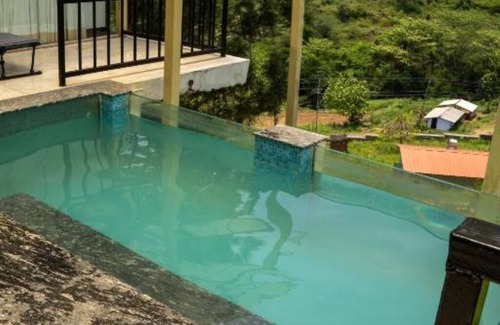Mannarkkad House | Yanai at Anai - Private Pool & Private Cook