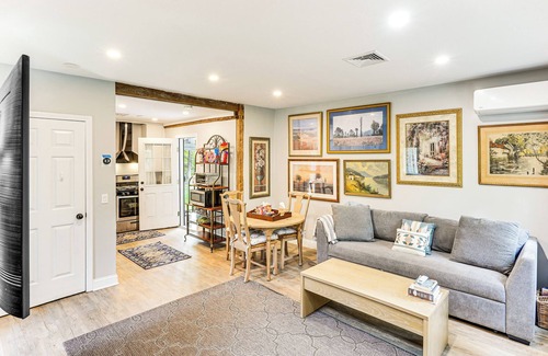 Redding Ridge Cottage | Yard w/ Games: Cottage 2 Mi to Saugatuck Reservoir