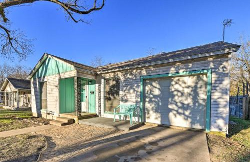 Temple House | Yard with BBQ Pit! Temple Home Less Than 1 Mi to Hospital
