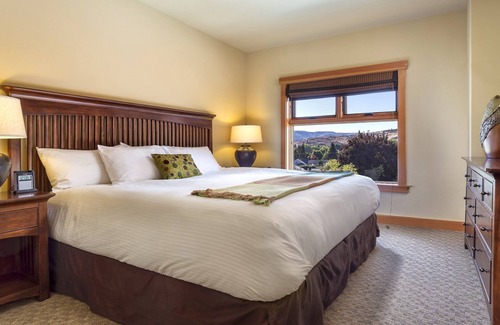 Chelan Resort | Year around world class FUN !