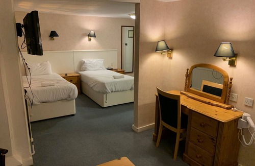 Ryde Hotel | Yelf's Hotel