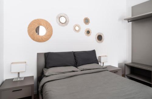Municipio 1 Apartment | Yellow Apartment