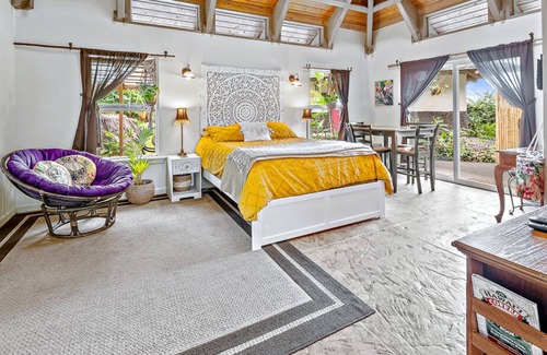 Holualoa Cottage | YELLOW Artists' Cottage TA-038-749-9520-01