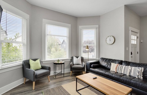 Boise House | Yellow Door at the Heart of Famous Mississippi Ave