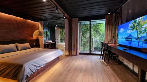Nam Dong Other | YesHue Eco Wilderness Retreat