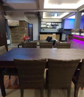 Angeles City House | YKC's Private Pool Villa Resort