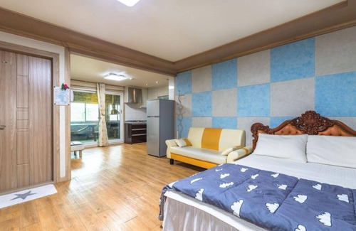 Yongin House | Yongin Pine House Pension