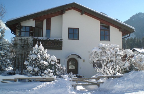 Oberammergau Apartment | You can sleep anywhere, you can live with us .
