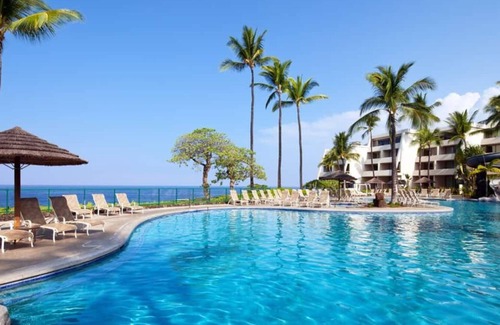 Keauhou House | You Found It! Kailua-Kona Getaway! 3 Modern Units, 4 Min. Walk to Haleo Luau!