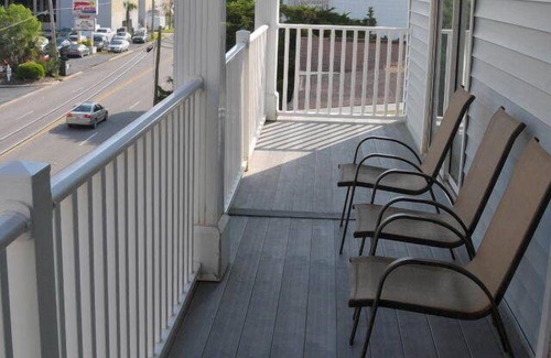 Crescent Beach Villa | You Found It! Spacious Luxury 8 Bedroom Villa! 6.5 Bath, WiFi, Pool, Hot Tub