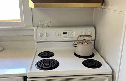 Terre Haute House | You'll love your stay at the Azul Abode centrally located in Terre Haute!