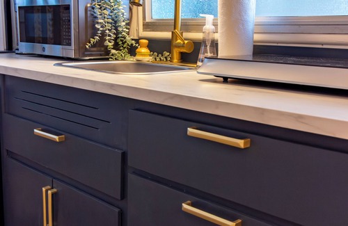 Azle Boat Rental | You're on a Boat 2! Charming Houseboat on Eagle Mountain Lake