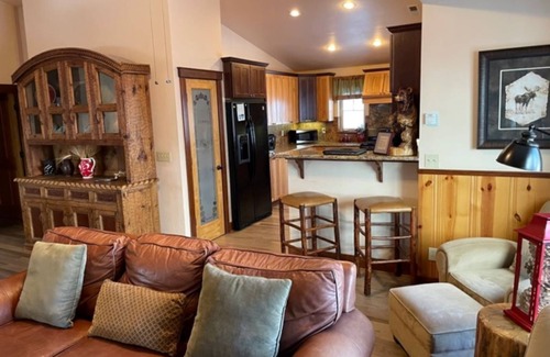Kings Beach House | You will not want to leave this luxurious Tahoe retreat