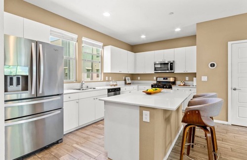 Summerlin South House | Youdids Luxury modern style townhouse in Summerlin