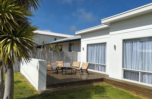 Lacepede House | Your Coastal Escape in Kingston SE just a stone’s throw from the beach!