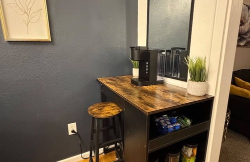Bloomfield House | Your Cozy Base for Fun Escapes!
