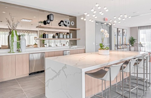 Doral Condo | Your Doral Hideaway: 2BR Luxury