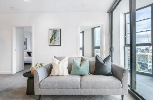 Cremorne Apartment | Your Gateway to Sports and Entertainment-00215