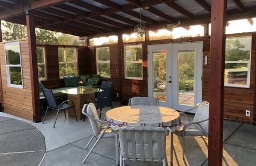 Freestone House | Your Haven on the Hill. Western Sebastopol Gem. Pool. Hot tub. View.