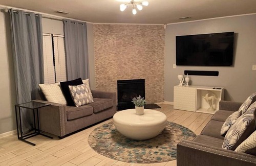 Paw Creek House | Your home away from home