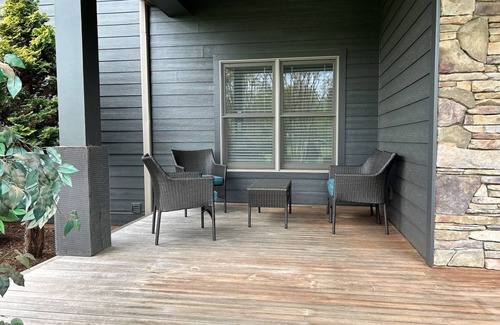 Candler House | Your home oasis for your visit to the Asheville Area!