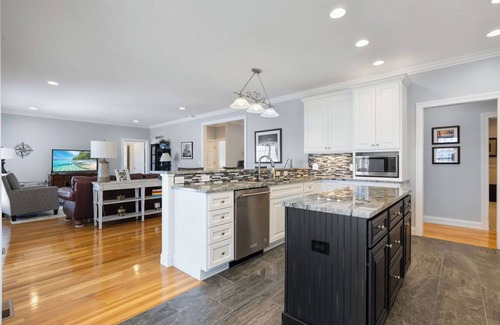 Gilbertsville House | Your Own Private Waterfront Oasis With This Stunning 4-bedroom