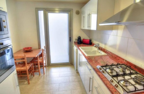Sant Antoni de Calonge Apartment | Your Perfect Mediterranean Apartment in Sant Antoni de Calonge — with Pool and Garden Just Steps from the Sea 🌴🌊