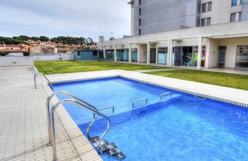 Sant Antoni de Calonge Apartment | Your Perfect Mediterranean Apartment in Sant Antoni de Calonge — with Pool and Garden Just Steps from the Sea 🌴🌊