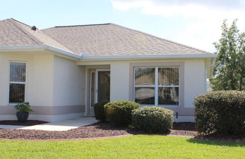 Glenbrook House | Your Perfect Getaway in The Villages