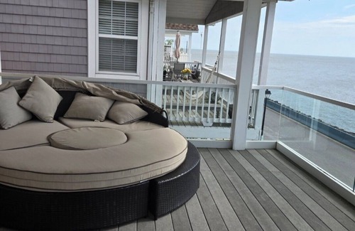 North Beach House | Your Perfect Waterfront Oasis overlooking the Chesapeake Bay Awaits!
